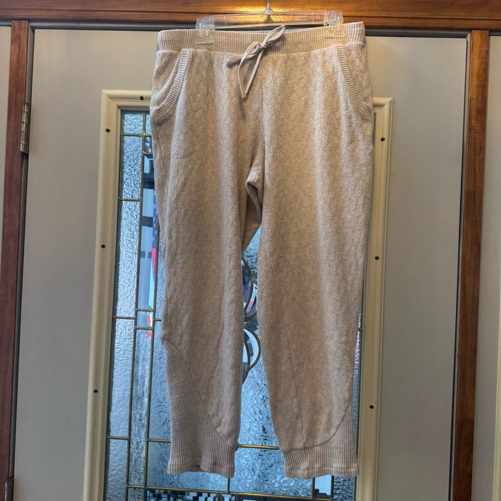 Intimissimi Tan Pajama Crochet Pants